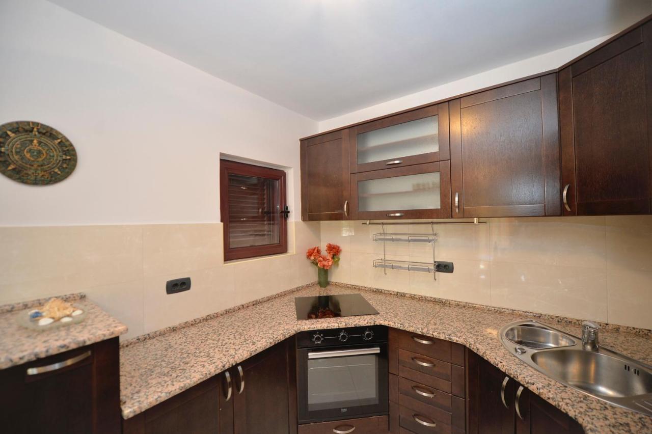 Apartment Nikolija Dobrota Exteriér fotografie